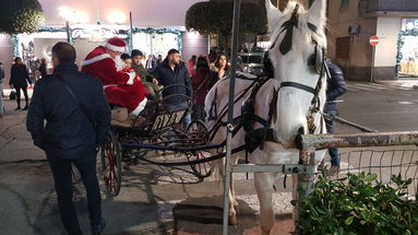 Lo spirito del Natale abbraccia Rossano | FOTO