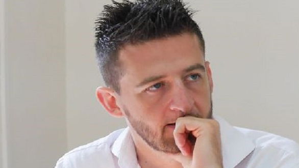 Concorsi Ente, Flavio Stasi:
