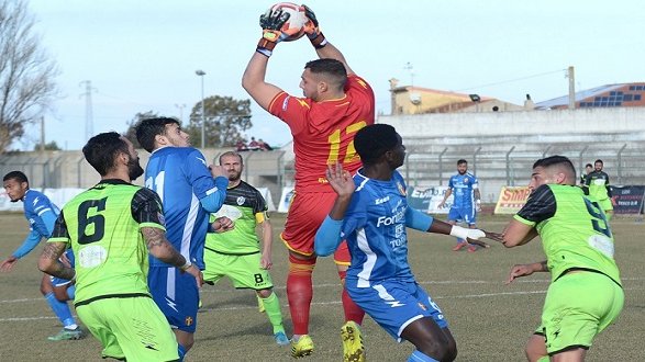 Corigliano Calcio: esordio avverso per Mangiapane contro il Messina