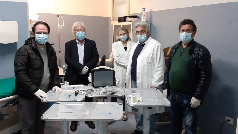 La comunità di Calopezzati dona un Monitor Multi parametrico all'Ospedale di Rossano