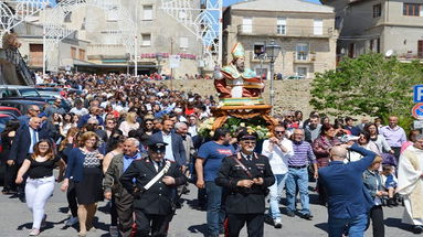 San Cataldo: flash mob per i cariatesi residenti nel mondo