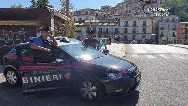 Tenta uno scippo ai danni di una donna, arrestato un pregiudicato