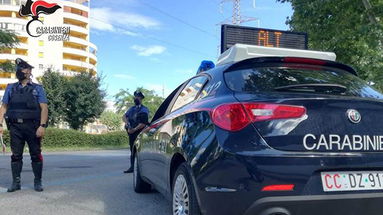 Occupa un appartamento, i carabinieri arrestano un 40enne