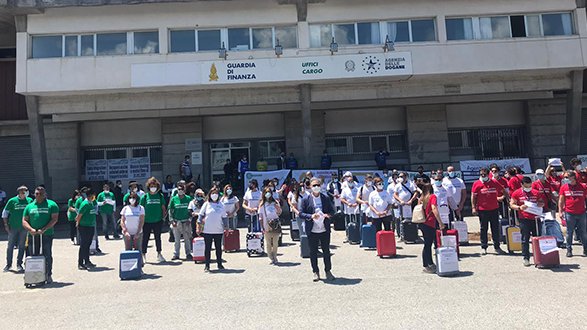 In corso all'aeroporto di Lamezia la manifestazione dei tour operator