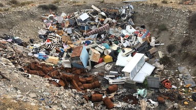 Trionto, trovata una discarica a cielo aperto