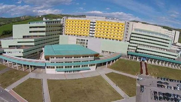 Covid: muore infermiera del Policlinico di Catanzaro, aveva 56 anni