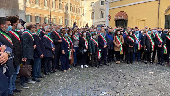 Emergenza sanitaria, da Cariati ennesimo grido d'allarme: «Ospedali ancora chiusi»