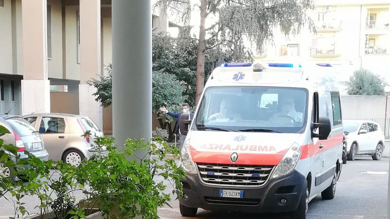 La maggioranza esulta per l'attivazione del Polo Covid: «Altro che patacca»