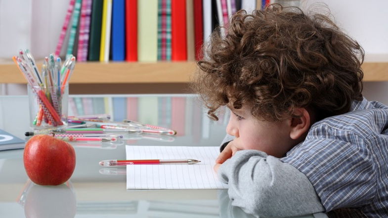 Assodislessia: «I turni nelle scuole danneggeranno i ragazzi con disturbi di apprendimento»