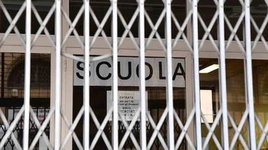 Scuola, è ufficiale l’ordinanza di Spirlì: DAD fino al 15 gennaio per elementari e medie, fino al 31 per le superiori