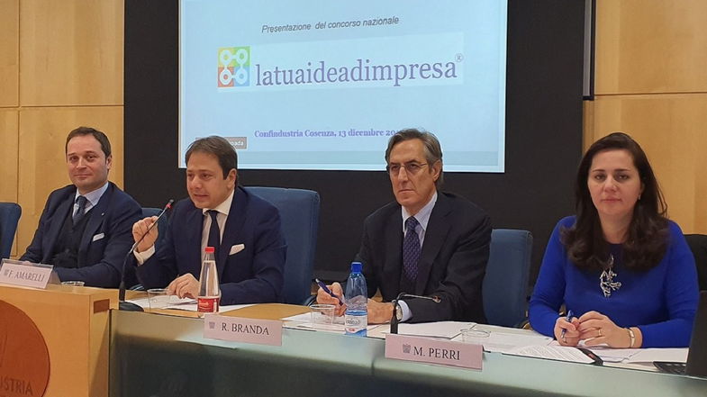 Cosenza, Studenti del Fermi vincono il Premio nazionale di Confindustria per il miglior progetto a impatto sociale