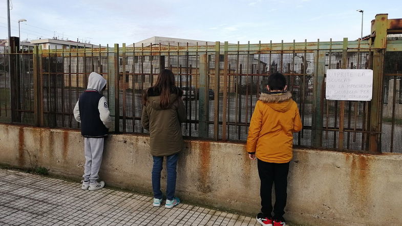 Scuola, anche genitori di Corigliano-Rossano impugnano l’ordinanza di Spirlì. Il TAR è dietro l’angolo e Stasi temporeggia