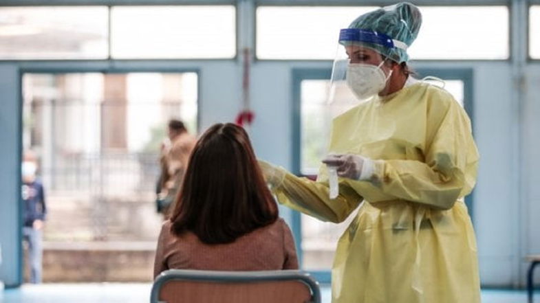 Rientro a scuola, a Corigliano-Rossano parte lo screening sul personale scolastico