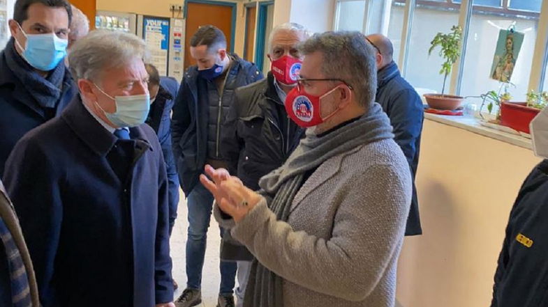 Sanità, Spirlì e Orsomarso visitano il 118 di Cosenza: «Spina dorsale del nostro sistema» 