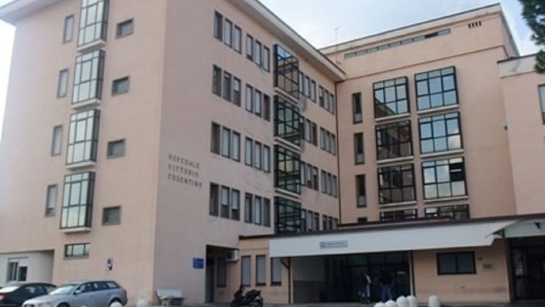 Cariati, il Commissario La Regina riceve il Comitato in presidio nell’ex ospedale V. Cosentino