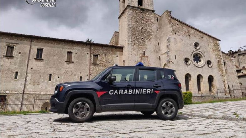 Spaccio nei pressi delle scuole: arrestati tre minorenni
