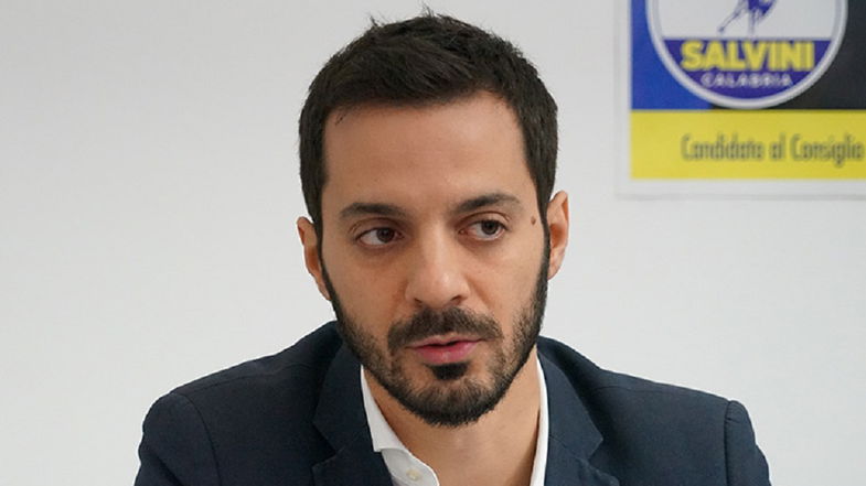 Ue, Sofo lascia la Lega: «Draghi e l'alleanza con Renzi, Pd e 5 Stelle incompatibili con mie idee»
