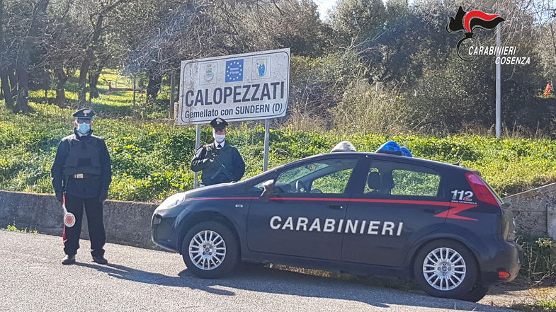 Calopezzati, padre e figlio detenzione ai fini di spaccio di sostanze stupefacenti