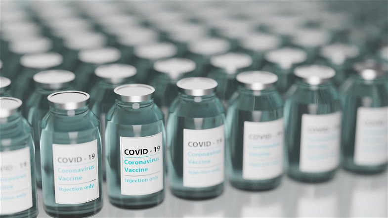 Spirlì ufficializza il calendario delle vaccinazioni anti-Covid 