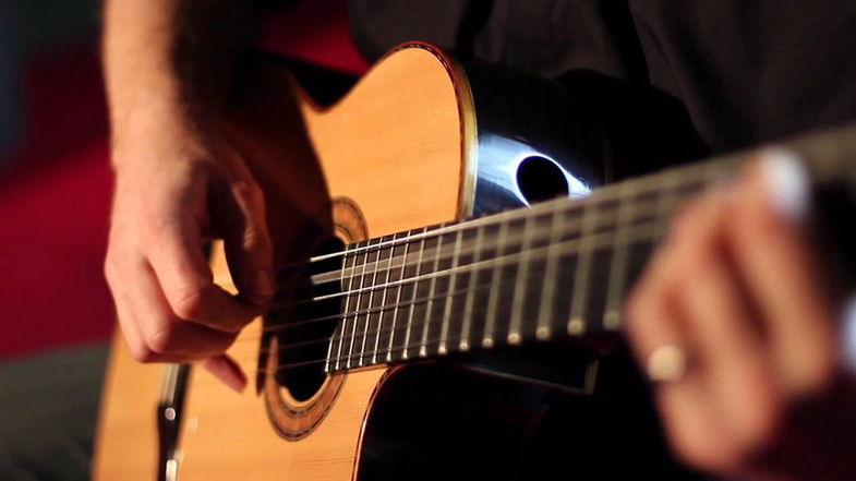 Corigliano-Rossano, concerto internazionale per chitarra del maestro Ricardo Barceló