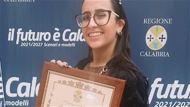 Corigliano-Rossano, video clip sul femminicidio, Denise Sapia premiata dal consiglio regionale