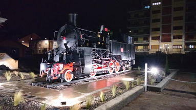 Castrovillari inaugura la storica locomotiva delle Ferrovie della Calabria. Ritorna un pezzo di storia