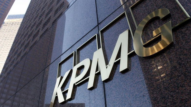 Sapia e Guccione: «Pretendiamo trasparenza e verità sull’operato dell’advisor Kpmg»