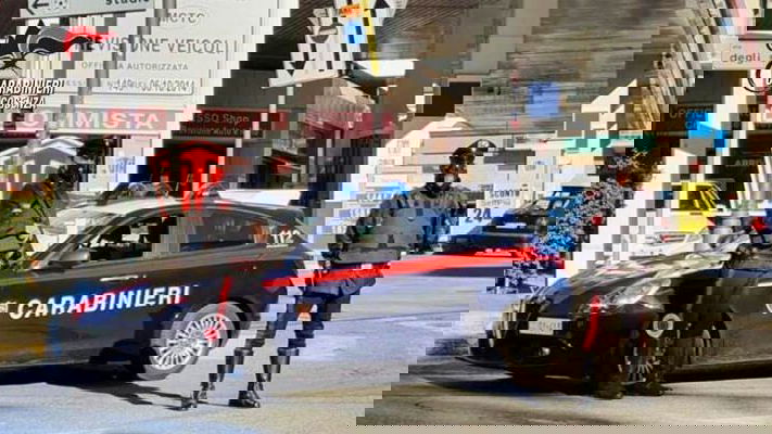 Arrestano un 25enne per detenzione ai fini di spaccio di sostanze stupefacenti