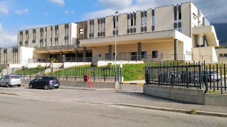 Corigliano-Rossano, torna ai domiciliari un noto spacciatore rossanese
