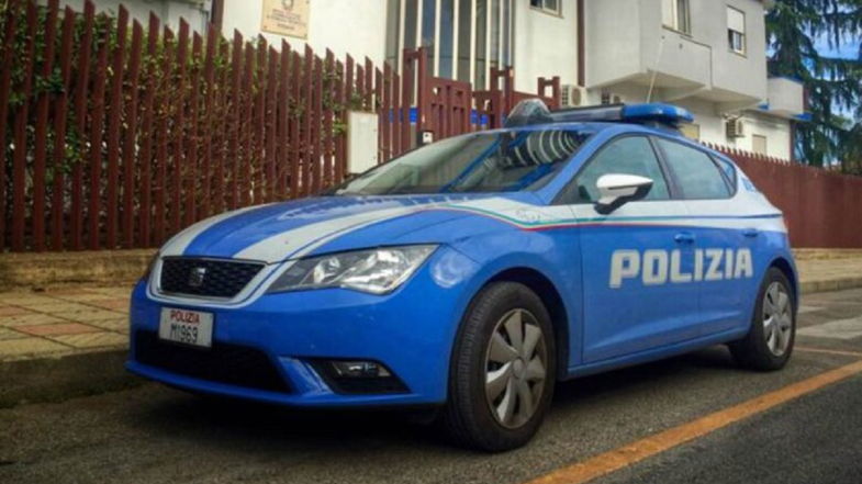 Corigliano-Rossano, 20enne arrestato per spaccio e falsificazione di denaro