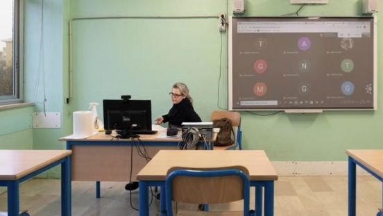 La didattica integrata non funziona. In tilt i collegamenti: la linea internet è lenta
