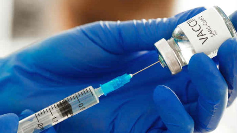 Nuovi canali di vaccinazione per i professionisti, Iaria: «Soddisfatta, potremo ripartire in sicurezza»