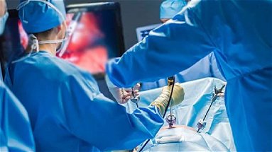 All’Annunziata di Cosenza eseguiti interventi chirurgici con tecnica mini-invasiva e video assistita