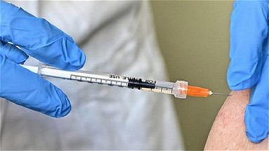 Vaccini, in arrivo domani 9.800 dosi in Calabria 
