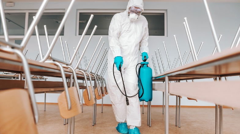 Crosia, «Le scuole sono protette e sicure. Costante la manutenzione, la sanificazione e la bonifica degli edifici»
