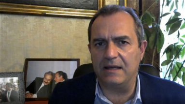 La coalizione civica si stringe attorno a De Magistris: «Liberiamo la Calabria dalla mala politica»