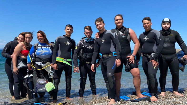 Corigliano-Rossano, otto studenti ottengono il brevetto da Sub