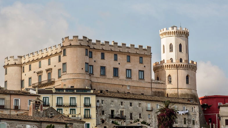 Il Castello ducale ospiterà l’evento “13 Artisti Essenziali”