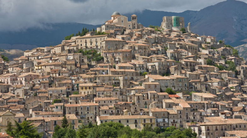 Soave chiede l'apertura di un hub vaccinale a Morano