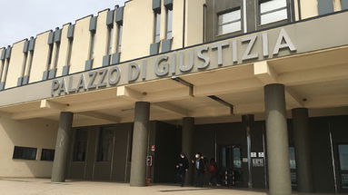 Corigliano-Rossano: arrestato per spaccio, processato per direttissima e rimesso in libertà