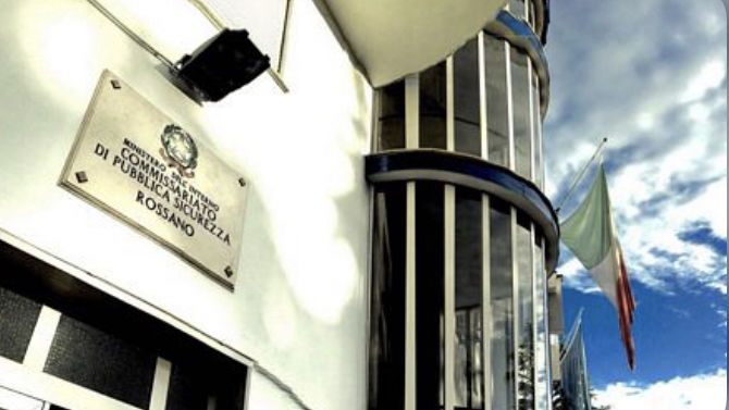 Oltre le pizze consegnava anche la droga: arrestato trentenne a Corigliano-Rossano