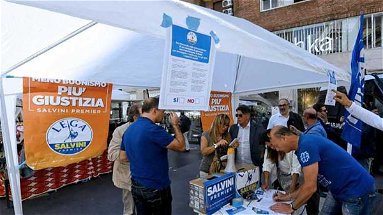 Ritornano le gazebate della Lega a Corigliano-Rossano: si raccolgono firme per il referendum sulla Giustizia