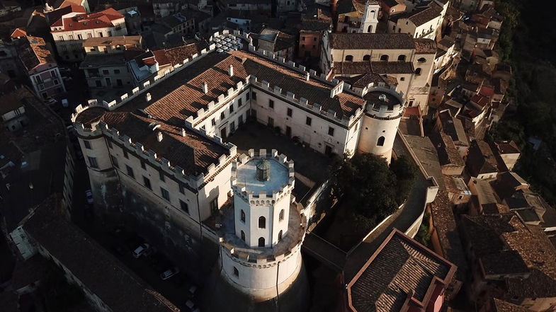 Il Castello Ducale apre ai più piccoli: da oggi una guida cartacea tutta per loro