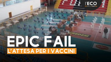 Il centro vaccinale apre solo al pomeriggio... ma nessuno lo sa