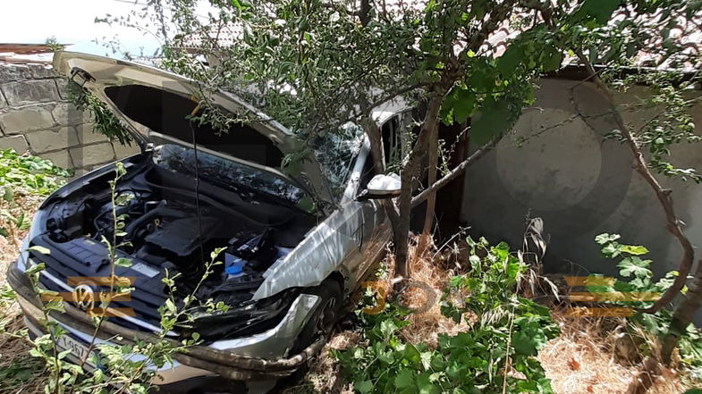 Incidente a Montegiordano: auto in una scarpata. Grave il conducente