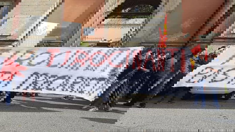 Tirocinanti calabresi: «Anni di immobilismo e ora vittime dello sciacallaggio politico»
