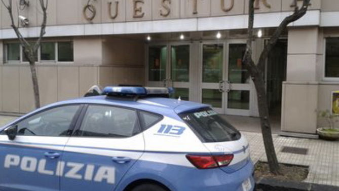 Digiuno, vessazioni e umiliazioni per la religione: arrestati due genitori