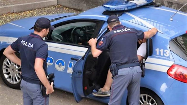 Cosenza, nasconde cocaina nel contatore Enel: arrestato 26enne pregiudicato