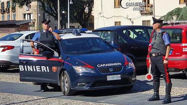 Cosenza, evade dai domiciliari per comprare cocaina: arrestato dai Carabinieri