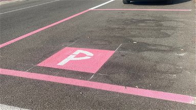 Cassano pensa alle mamme: a Sibari arrivano i “parcheggi rosa” 